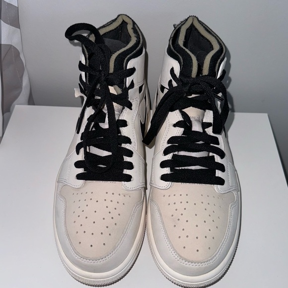 Jordan 1 Summit White - Picture 4 of 5